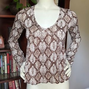 NWT Livi by Olivia Rae top